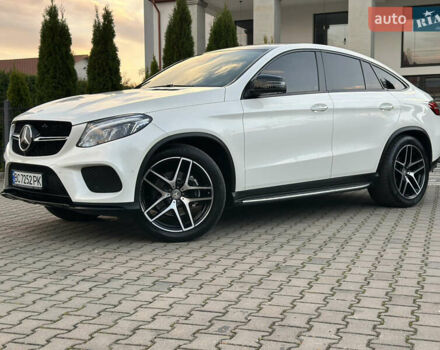 Белый Мерседес ГЛЕ-Класс, объемом двигателя 3 л и пробегом 155 тыс. км за 45900 $, фото 52 на Automoto.ua