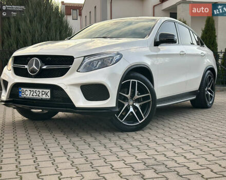 Белый Мерседес ГЛЕ-Класс, объемом двигателя 3 л и пробегом 155 тыс. км за 45900 $, фото 2 на Automoto.ua