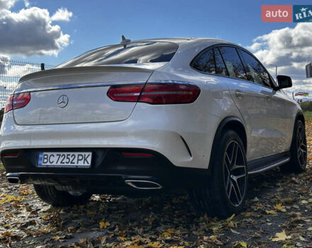 Мерседес ГЛЕ-Класс 2015 в Стрые на Automoto.ua Белый Мерседес ГЛЕ-Класс, объемом двигателя 3 л и пробегом 155 тыс. км за 46900 $, фото 36 на Automoto.ua