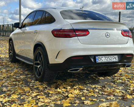 Мерседес ГЛЕ-Класс 2015 в Стрые на Automoto.ua Белый Мерседес ГЛЕ-Класс, объемом двигателя 3 л и пробегом 155 тыс. км за 46900 $, фото 21 на Automoto.ua