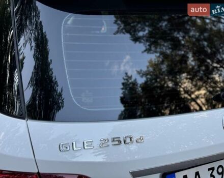Белый Мерседес ГЛЕ-Класс, объемом двигателя 2.14 л и пробегом 87 тыс. км за 31800 $, фото 19 на Automoto.ua