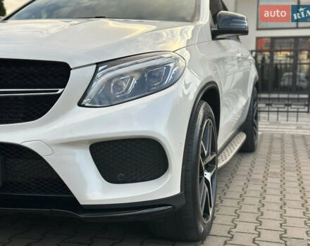 Белый Мерседес ГЛЕ-Класс, объемом двигателя 3 л и пробегом 155 тыс. км за 45900 $, фото 16 на Automoto.ua