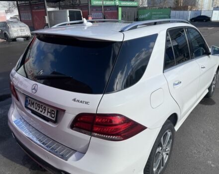 Белый Мерседес ГЛЕ-Класс, объемом двигателя 3 л и пробегом 220 тыс. км за 38500 $, фото 5 на Automoto.ua