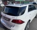 Белый Мерседес ГЛЕ-Класс, объемом двигателя 3 л и пробегом 220 тыс. км за 38500 $, фото 5 на Automoto.ua