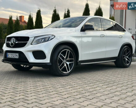 Белый Мерседес ГЛЕ-Класс, объемом двигателя 3 л и пробегом 155 тыс. км за 45900 $, фото 5 на Automoto.ua