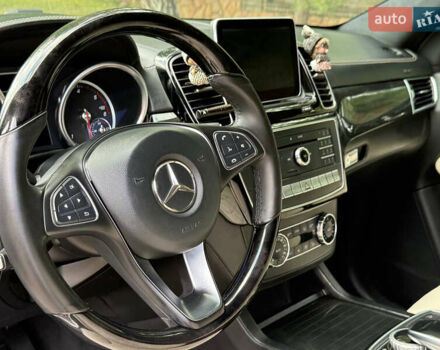 Белый Мерседес ГЛЕ-Класс, объемом двигателя 3 л и пробегом 175 тыс. км за 37800 $, фото 72 на Automoto.ua