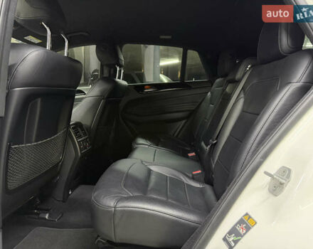 Белый Мерседес ГЛЕ-Класс, объемом двигателя 3 л и пробегом 114 тыс. км за 36500 $, фото 23 на Automoto.ua