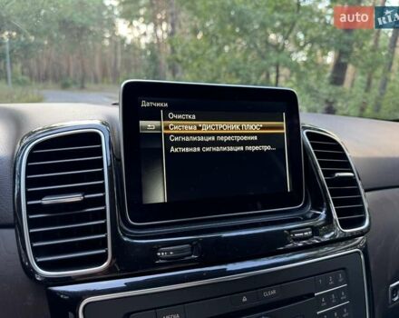 Белый Мерседес ГЛЕ-Класс, объемом двигателя 2.14 л и пробегом 87 тыс. км за 31800 $, фото 80 на Automoto.ua