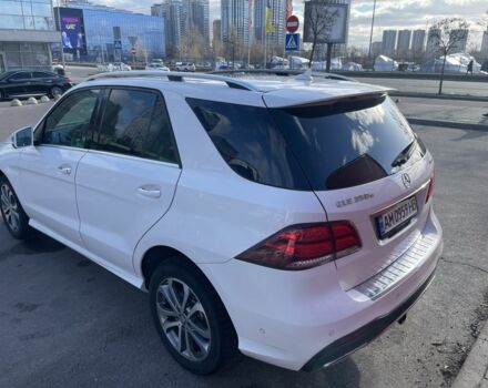 Белый Мерседес ГЛЕ-Класс, объемом двигателя 3 л и пробегом 220 тыс. км за 38500 $, фото 6 на Automoto.ua