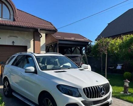 Белый Мерседес ГЛЕ-Класс, объемом двигателя 2.14 л и пробегом 260 тыс. км за 25950 $, фото 2 на Automoto.ua