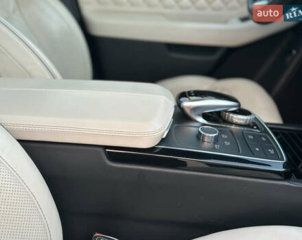 Белый Мерседес ГЛЕ-Класс, объемом двигателя 3 л и пробегом 155 тыс. км за 45900 $, фото 83 на Automoto.ua