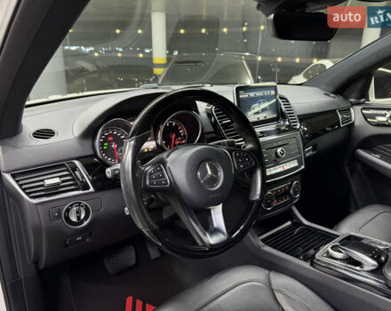 Белый Мерседес ГЛЕ-Класс, объемом двигателя 3 л и пробегом 114 тыс. км за 36500 $, фото 19 на Automoto.ua