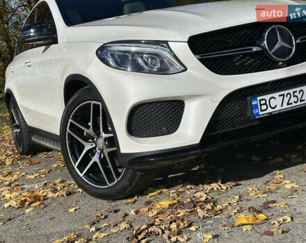 Мерседес ГЛЕ-Класс 2015 в Стрые на Automoto.ua Белый Мерседес ГЛЕ-Класс, объемом двигателя 3 л и пробегом 155 тыс. км за 46900 $, фото 11 на Automoto.ua