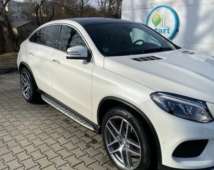 Белый Мерседес ГЛЕ-Класс, объемом двигателя 2.99 л и пробегом 180 тыс. км за 37800 $, фото 3 на Automoto.ua