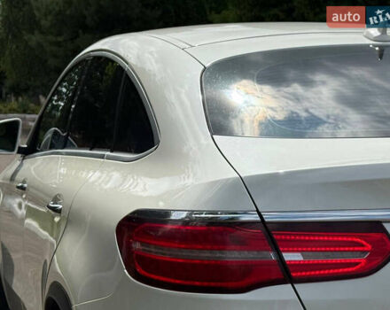 Белый Мерседес ГЛЕ-Класс, объемом двигателя 3 л и пробегом 175 тыс. км за 37800 $, фото 50 на Automoto.ua