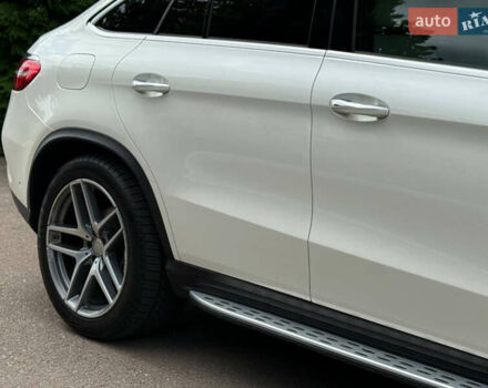 Белый Мерседес ГЛЕ-Класс, объемом двигателя 3 л и пробегом 175 тыс. км за 37800 $, фото 43 на Automoto.ua