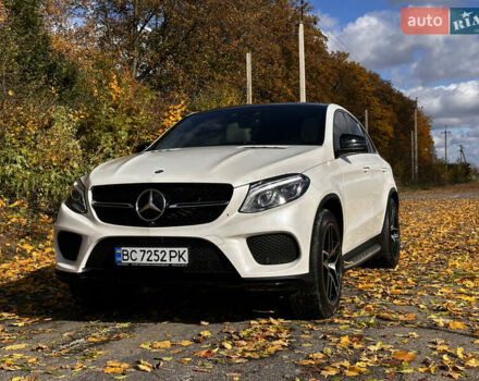 Мерседес ГЛЕ-Класс 2015 в Стрые на Automoto.ua Белый Мерседес ГЛЕ-Класс, объемом двигателя 3 л и пробегом 155 тыс. км за 46900 $, фото 32 на Automoto.ua