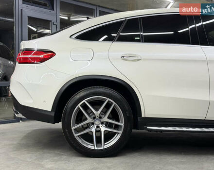 Белый Мерседес ГЛЕ-Класс, объемом двигателя 3 л и пробегом 114 тыс. км за 36500 $, фото 17 на Automoto.ua