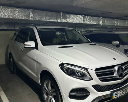Мерседес ГЛЕ-Класс 2016 в Одессе на Automoto.ua Белый Мерседес ГЛЕ-Класс, объемом двигателя 3 л и пробегом 59 тыс. км за 38900 $, фото 1 на Automoto.ua