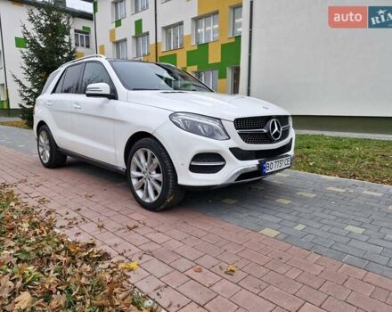 Мерседес ГЛЕ-Класс 2016 в Тернополе на Automoto.ua Белый Мерседес ГЛЕ-Класс, объемом двигателя 2.14 л и пробегом 187 тыс. км за 33333 $, фото 3 на Automoto.ua