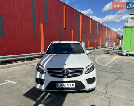 Белый Мерседес ГЛЕ-Класс, объемом двигателя 3 л и пробегом 167 тыс. км за 33999 $, фото 1 на Automoto.ua
