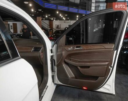 Белый Мерседес ГЛЕ-Класс, объемом двигателя 2.14 л и пробегом 179 тыс. км за 27900 $, фото 4 на Automoto.ua