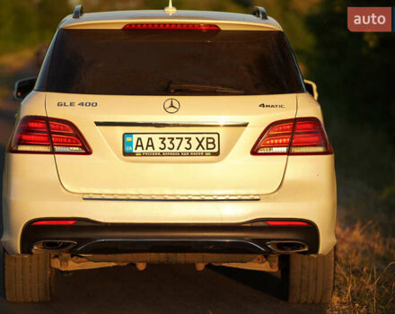Білий Мерседес ГЛЕ-Клас, об'ємом двигуна 3 л та пробігом 95 тис. км за 33000 $, фото 3 на Automoto.ua