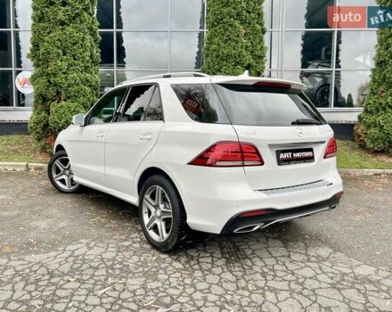 Белый Мерседес ГЛЕ-Класс, объемом двигателя 2.14 л и пробегом 101 тыс. км за 36777 $, фото 5 на Automoto.ua