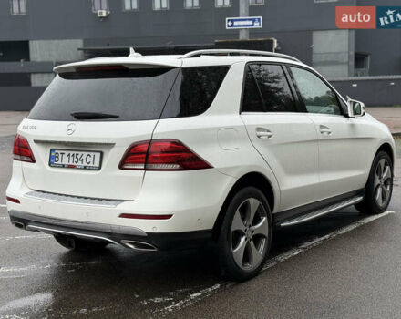 Белый Мерседес ГЛЕ-Класс, объемом двигателя 3.5 л и пробегом 80 тыс. км за 29900 $, фото 10 на Automoto.ua