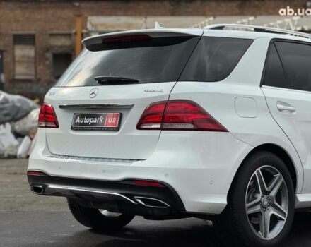 Белый Мерседес ГЛЕ-Класс, объемом двигателя 2.1 л и пробегом 101 тыс. км за 31990 $, фото 13 на Automoto.ua