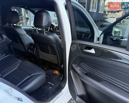 Белый Мерседес ГЛЕ-Класс, объемом двигателя 2.14 л и пробегом 250 тыс. км за 27800 $, фото 37 на Automoto.ua