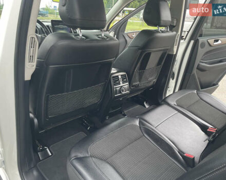 Белый Мерседес ГЛЕ-Класс, объемом двигателя 2.14 л и пробегом 164 тыс. км за 27850 $, фото 25 на Automoto.ua