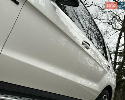 Белый Мерседес ГЛЕ-Класс, объемом двигателя 3 л и пробегом 198 тыс. км за 26500 $, фото 15 на Automoto.ua