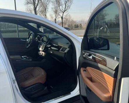 Белый Мерседес ГЛЕ-Класс, объемом двигателя 3 л и пробегом 206 тыс. км за 40000 $, фото 9 на Automoto.ua