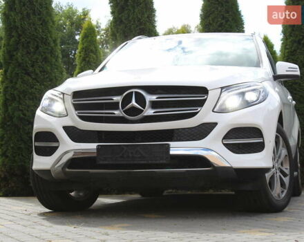 Белый Мерседес ГЛЕ-Класс, объемом двигателя 2.2 л и пробегом 123 тыс. км за 30900 $, фото 2 на Automoto.ua