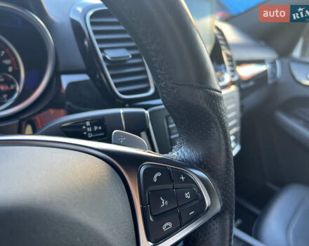 Белый Мерседес ГЛЕ-Класс, объемом двигателя 3 л и пробегом 167 тыс. км за 33999 $, фото 23 на Automoto.ua