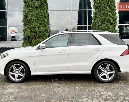 Белый Мерседес ГЛЕ-Класс, объемом двигателя 2.14 л и пробегом 101 тыс. км за 36777 $, фото 1 на Automoto.ua