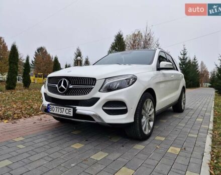 Мерседес ГЛЕ-Класс 2016 в Тернополе на Automoto.ua Белый Мерседес ГЛЕ-Класс, объемом двигателя 2.14 л и пробегом 187 тыс. км за 33333 $, фото 7 на Automoto.ua