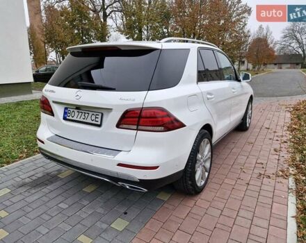 Мерседес ГЛЕ-Класс 2016 в Тернополе на Automoto.ua Белый Мерседес ГЛЕ-Класс, объемом двигателя 2.14 л и пробегом 187 тыс. км за 33333 $, фото 19 на Automoto.ua