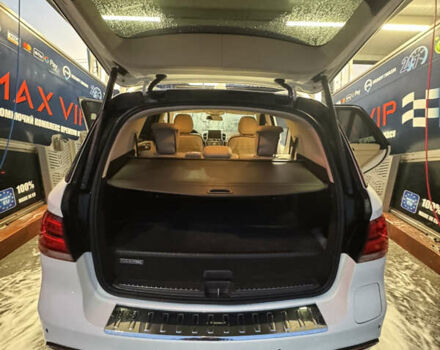 Белый Мерседес ГЛЕ-Класс, объемом двигателя 3 л и пробегом 160 тыс. км за 35500 $, фото 15 на Automoto.ua