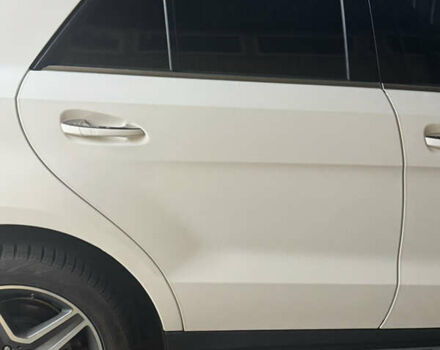 Белый Мерседес ГЛЕ-Класс, объемом двигателя 3 л и пробегом 160 тыс. км за 35500 $, фото 51 на Automoto.ua