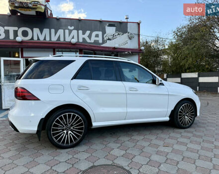 Белый Мерседес ГЛЕ-Класс, объемом двигателя 2.14 л и пробегом 250 тыс. км за 27800 $, фото 7 на Automoto.ua