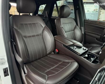 Белый Мерседес ГЛЕ-Класс, объемом двигателя 2.1 л и пробегом 101 тыс. км за 31990 $, фото 63 на Automoto.ua