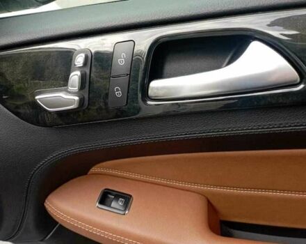 Белый Мерседес ГЛЕ-Класс, объемом двигателя 3 л и пробегом 163 тыс. км за 32000 $, фото 6 на Automoto.ua