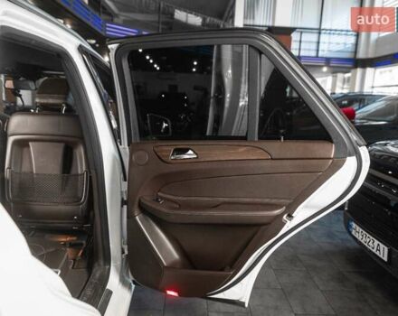 Белый Мерседес ГЛЕ-Класс, объемом двигателя 2.14 л и пробегом 179 тыс. км за 27900 $, фото 7 на Automoto.ua