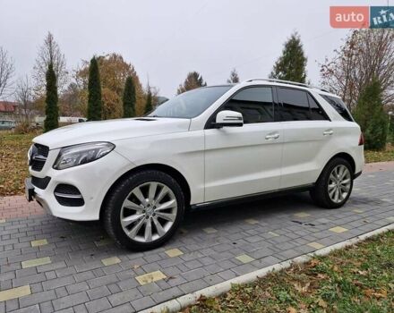 Мерседес ГЛЕ-Класс 2016 в Тернополе на Automoto.ua Белый Мерседес ГЛЕ-Класс, объемом двигателя 2.14 л и пробегом 187 тыс. км за 33333 $, фото 6 на Automoto.ua