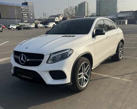 Белый Мерседес ГЛЕ-Класс, объемом двигателя 3 л и пробегом 206 тыс. км за 40000 $, фото 1 на Automoto.ua