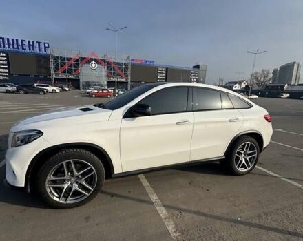 Белый Мерседес ГЛЕ-Класс, объемом двигателя 3 л и пробегом 206 тыс. км за 40000 $, фото 4 на Automoto.ua
