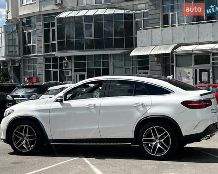 Белый Мерседес ГЛЕ-Класс, объемом двигателя 2.99 л и пробегом 198 тыс. км за 36999 $, фото 4 на Automoto.ua