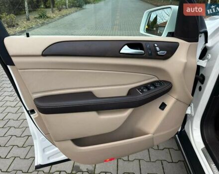 Белый Мерседес ГЛЕ-Класс, объемом двигателя 3 л и пробегом 59 тыс. км за 38300 $, фото 6 на Automoto.ua